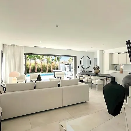 La Maison De La